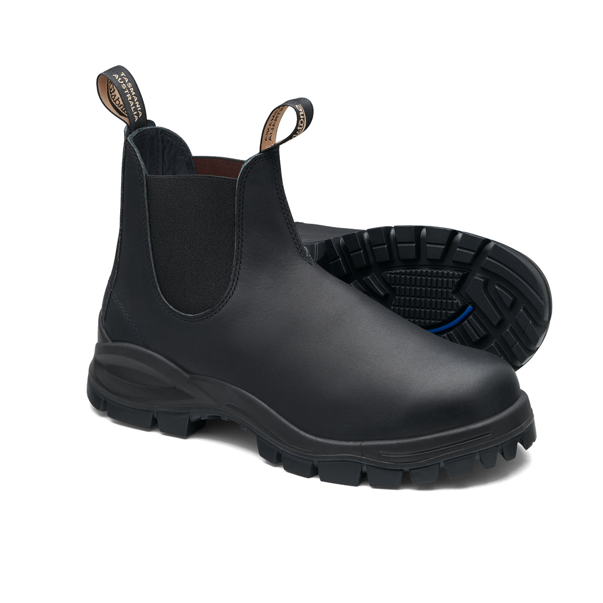 2240 Lug Boot Black