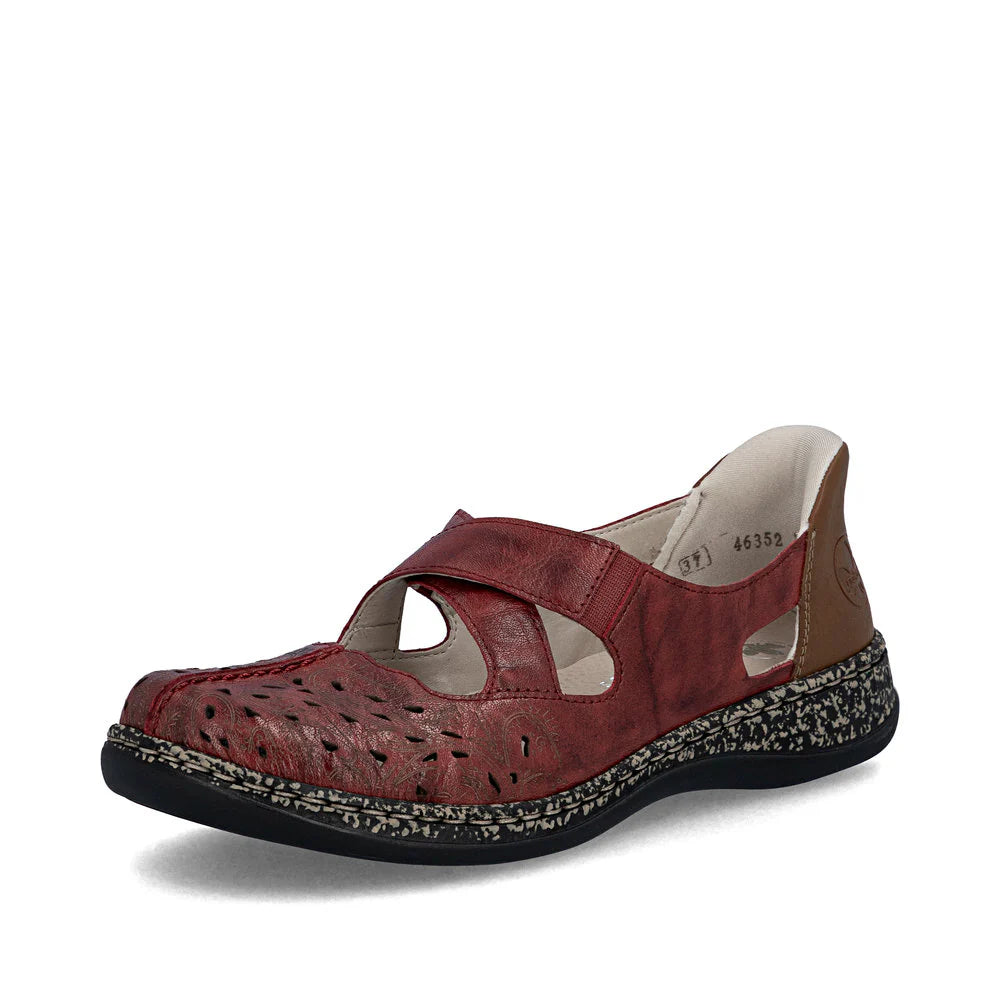 46352-33 Red Multi Criss Cross Strap Ready 2 Go – Scott's Shoe Store