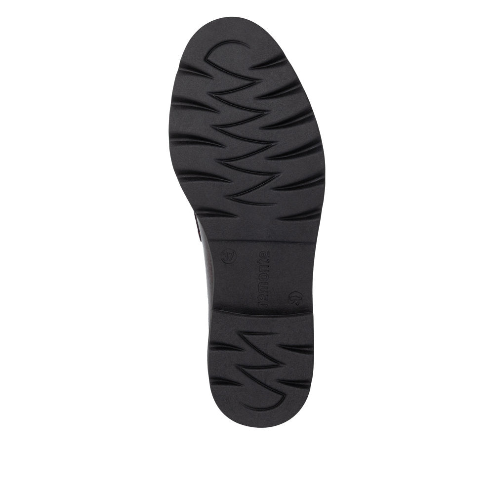 D2Q05-35 Wine Patent Slip On