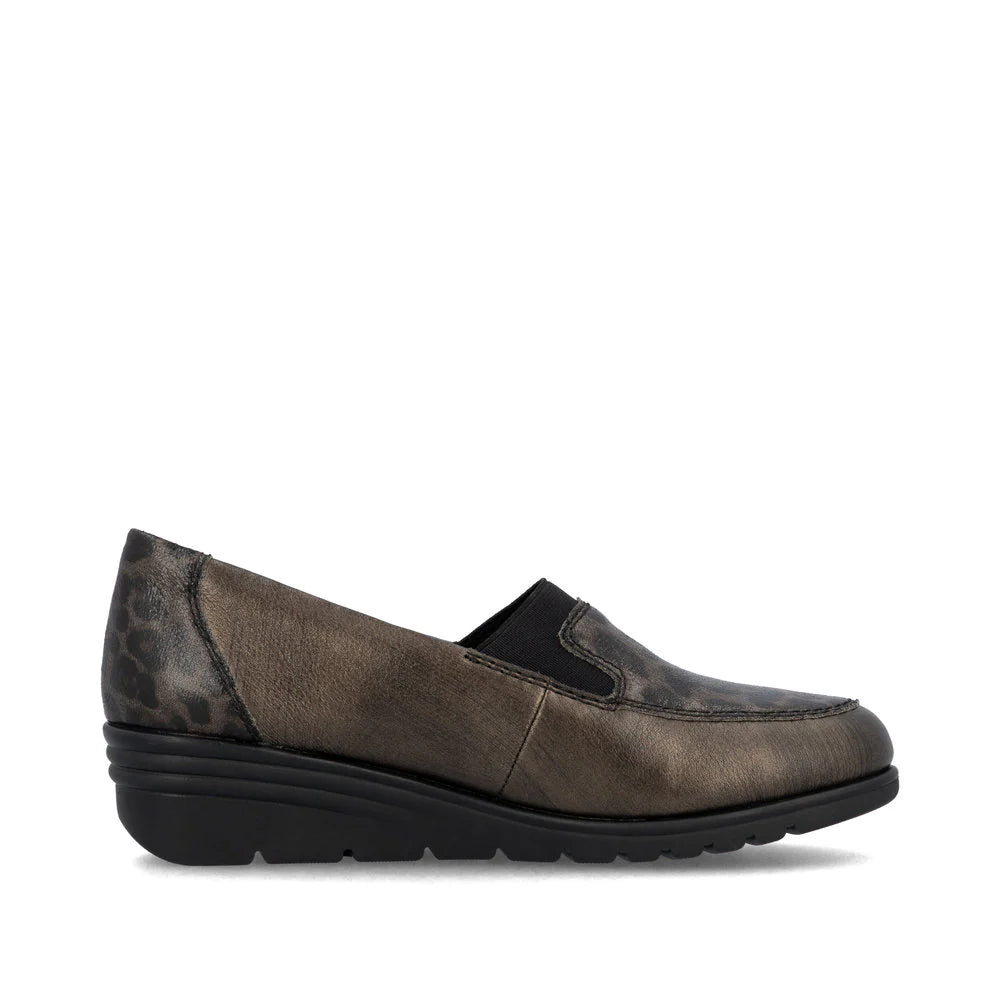 L5351-90 Leopard Multi Slip On