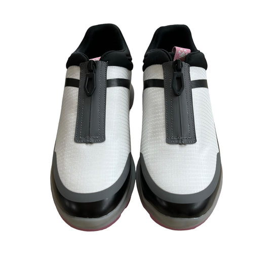 Razzle Nylon Waterproof Sneaker White/Black