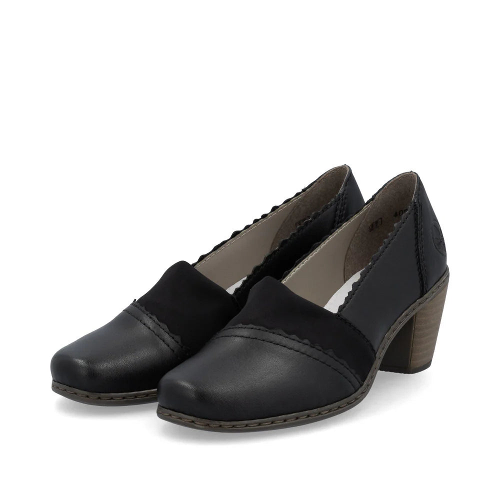 40911-00 Black Slip On Heel