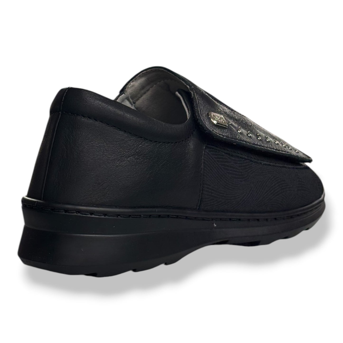 Women's Lucy Black Wide
