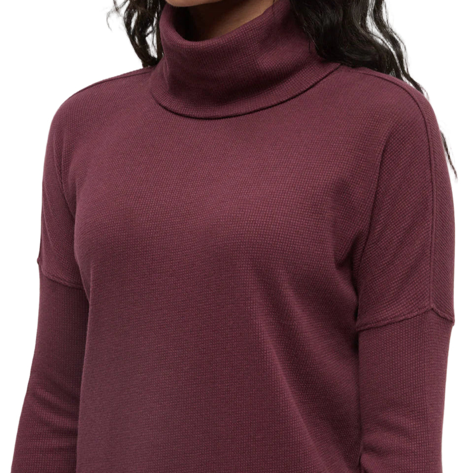 Women's Highwood Turtleneck (Deep Burgundy)
