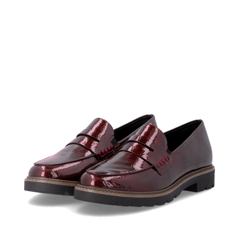 D2Q05-35 Wine Patent Slip On
