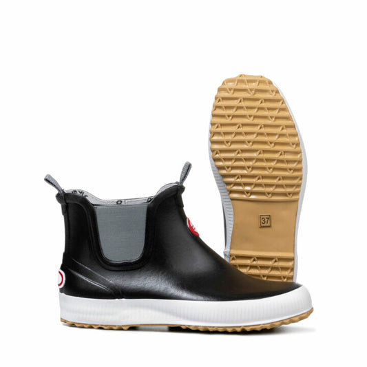 Nokian Hai Low Black