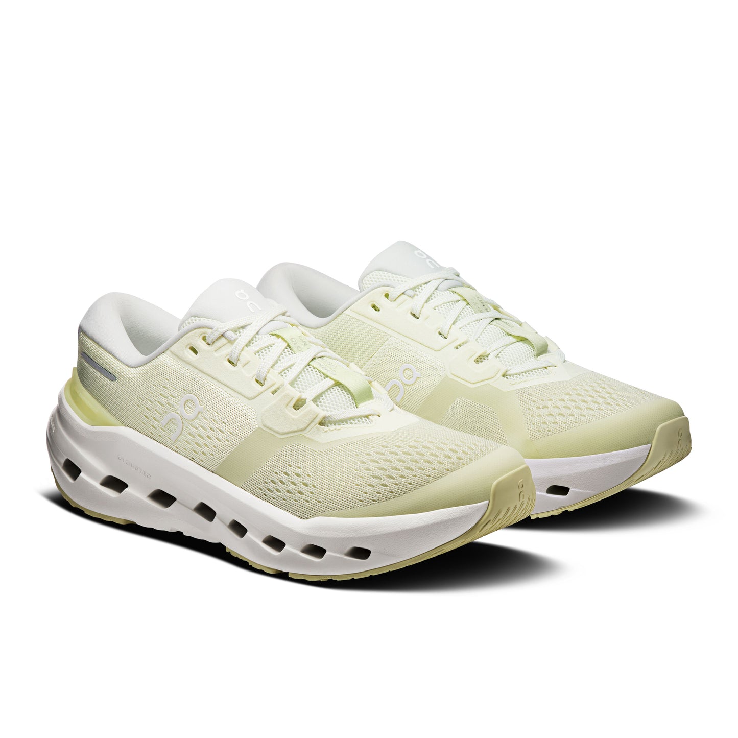 Women's ON Cloudrunner 3 Seedling/Ivory