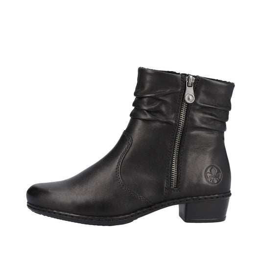 Y0756-00 Black Zip