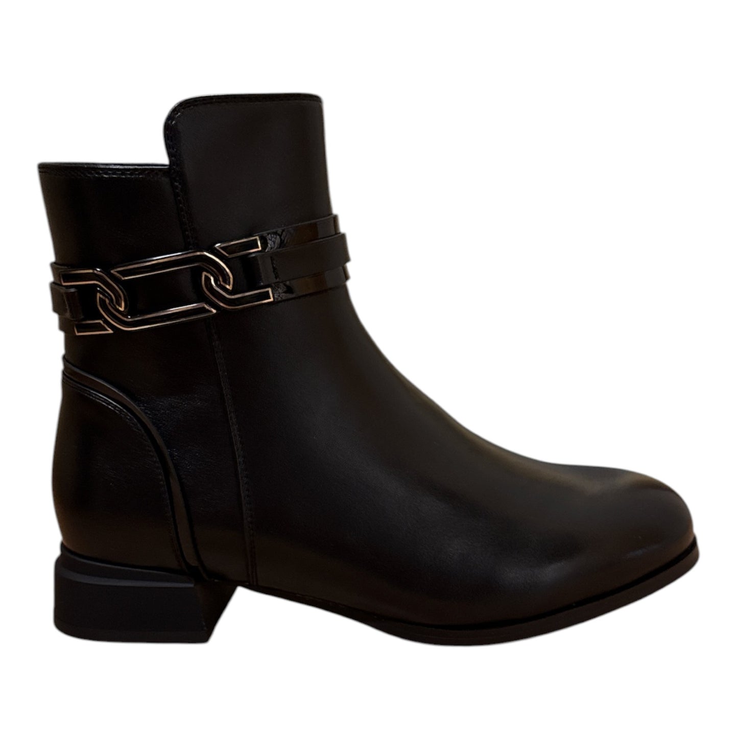 Shelby-WP Black