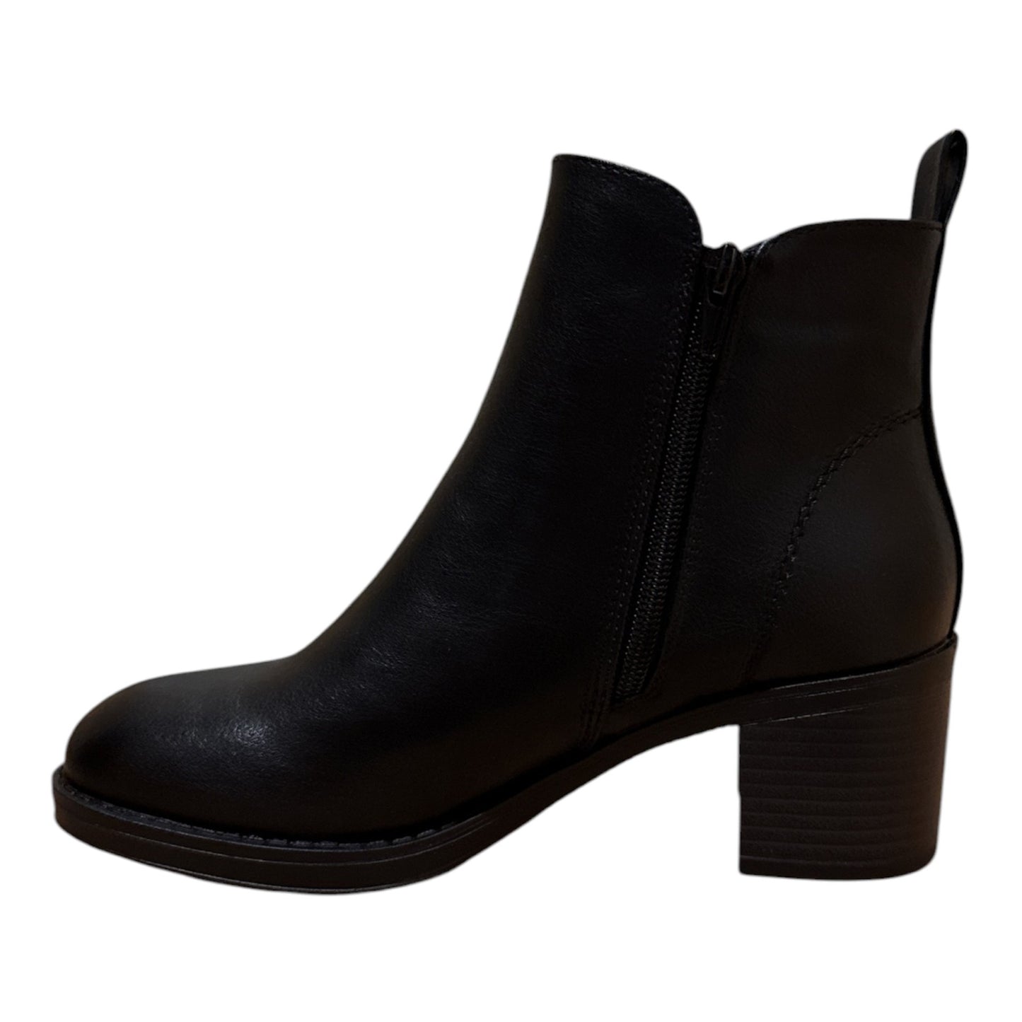 Brenda-01 WP Black