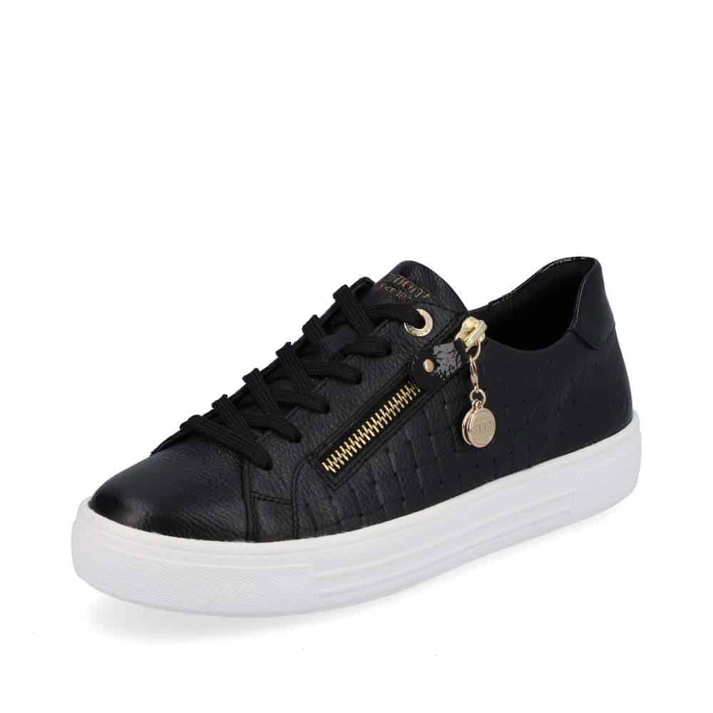 D0916-00 Black Sneaker