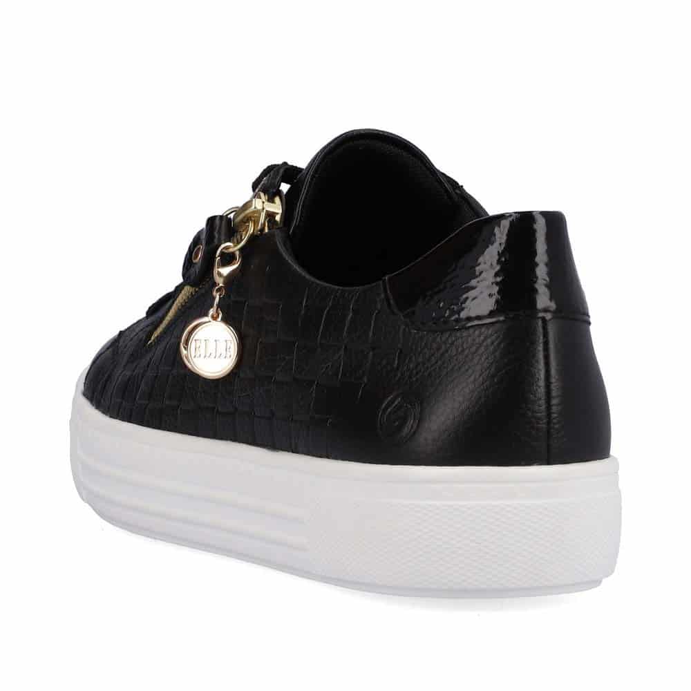 D0916-00 Black Sneaker